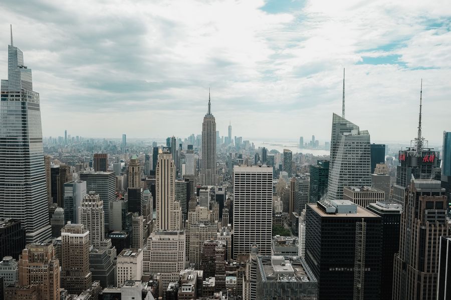 new york cityscape — Küstenstraßen jenseits von Liechtenstein: Die Karte hält Schritt, wo immer Sie roamen.