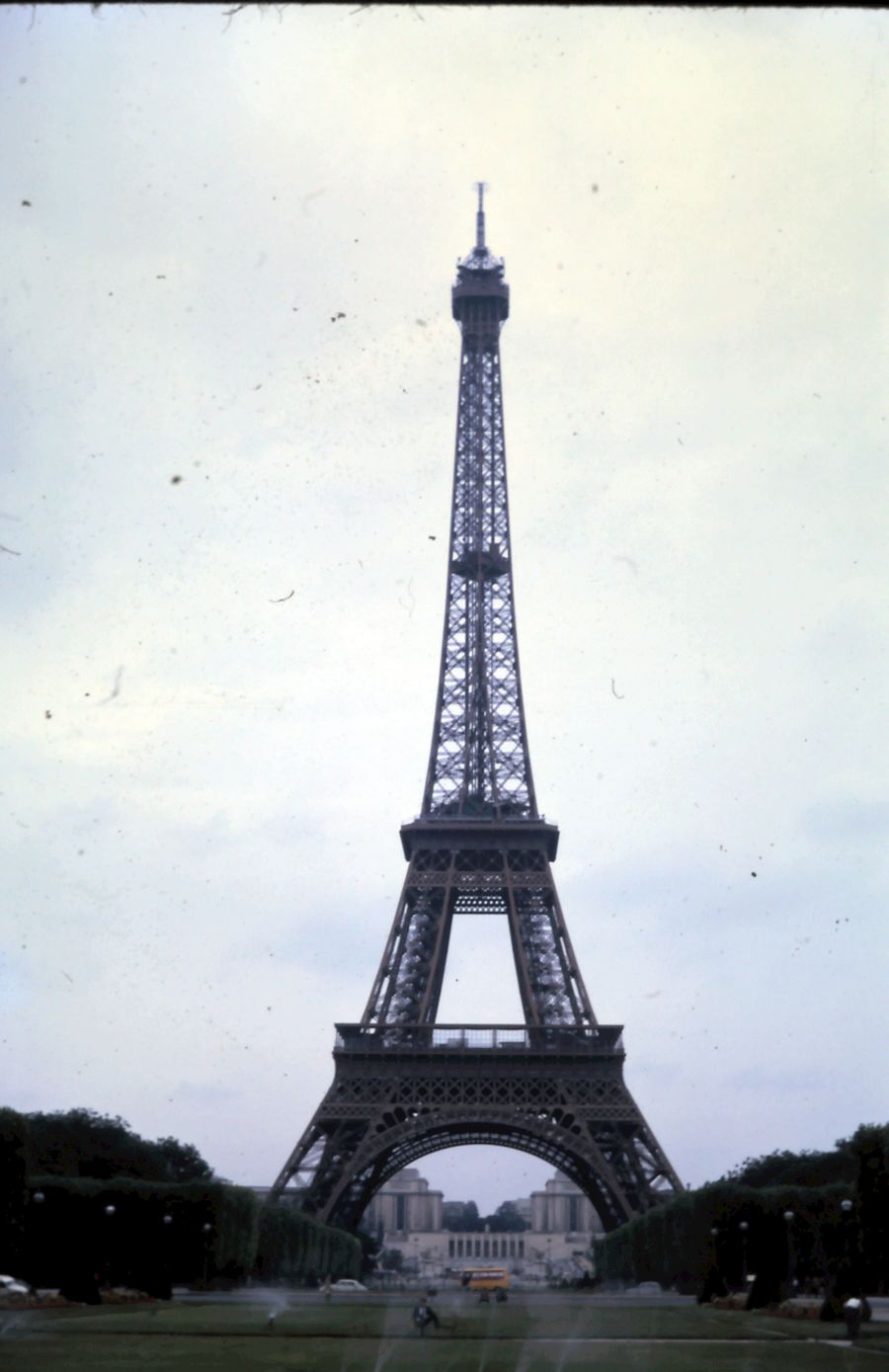 eiffel tower in paris
